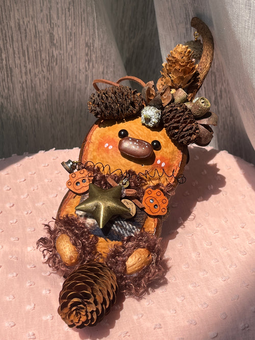 Forest Acorn PeaPod Doll｜Handmade Woodland Doll Charm